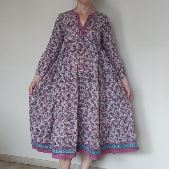 ANOKHI Maxi Dress - Picture 2 of 5